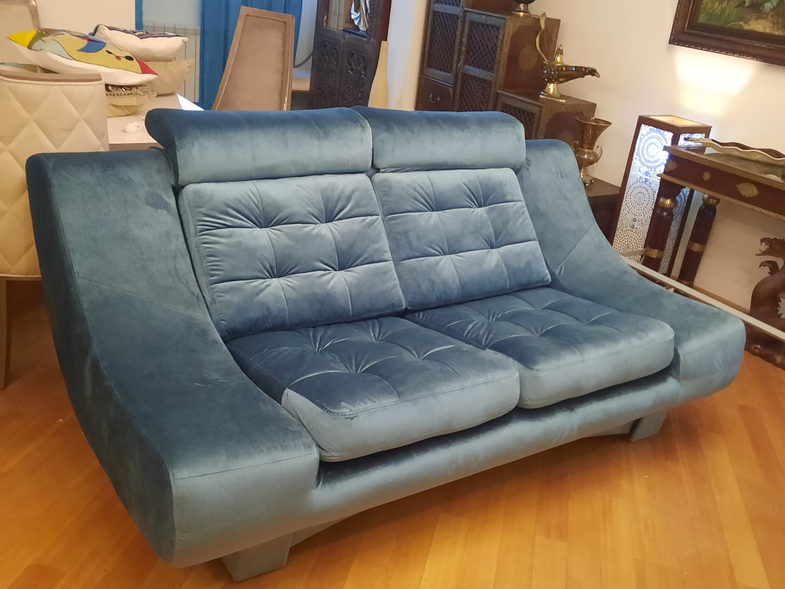 Обивка дивана на дому. Межгорье