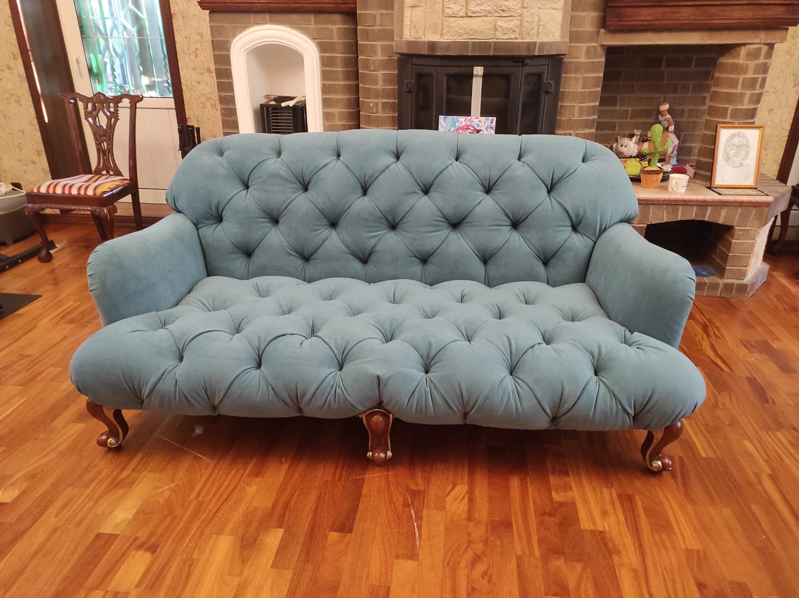 Обивка дивана. Межгорье